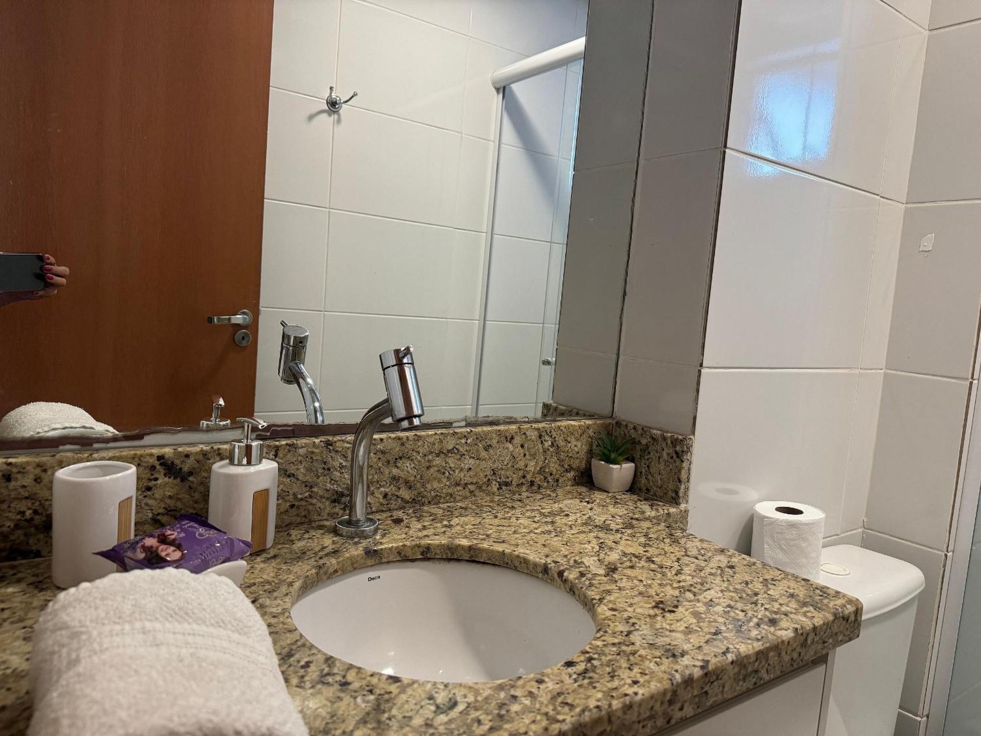 Apartamento Climatizado Ao Lado Do Premium Hosp. Goiânia Kültér fotó